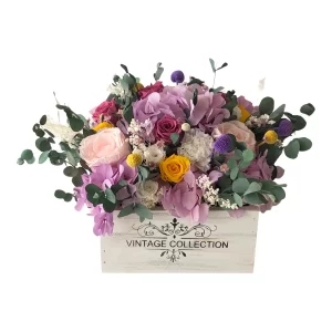 ROMANTIC CENTERPIECE
